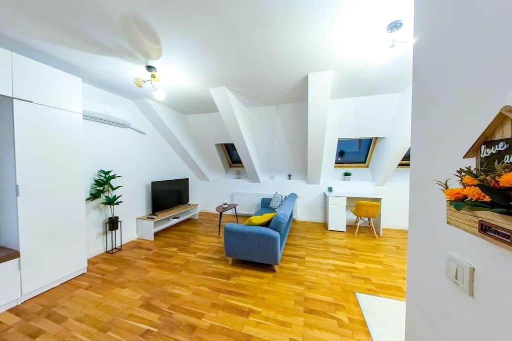 Bucharest Central D Apartment Buitenkant foto