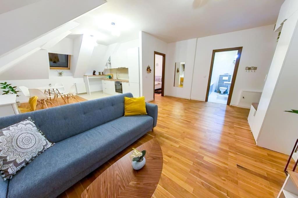 Bucharest Central D Apartment Buitenkant foto