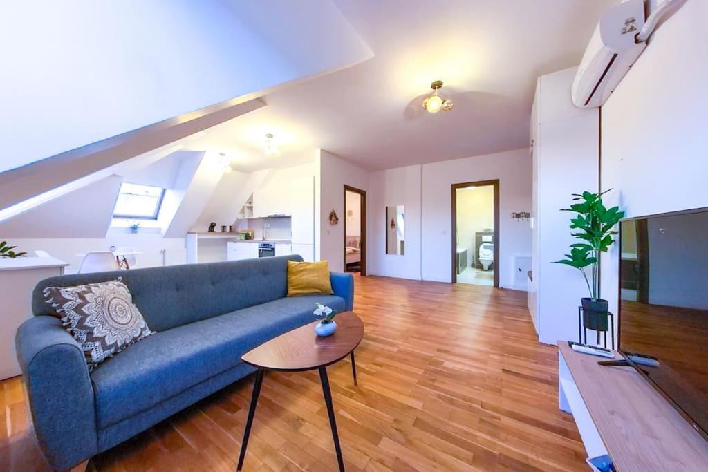 Bucharest Central D Apartment Buitenkant foto