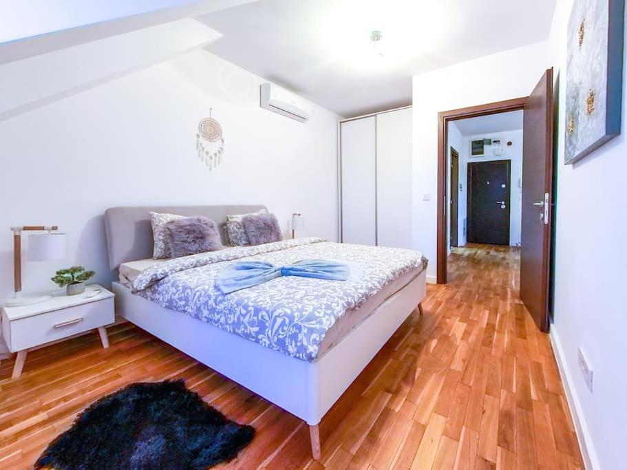Bucharest Central D Apartment Buitenkant foto